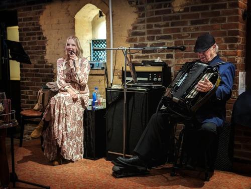 PXL 20230430 013716997-012